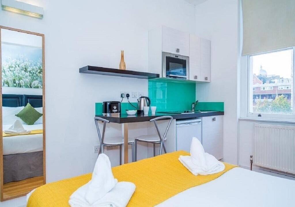 Hyde Park Executive Apartments 3* қонақ үйі