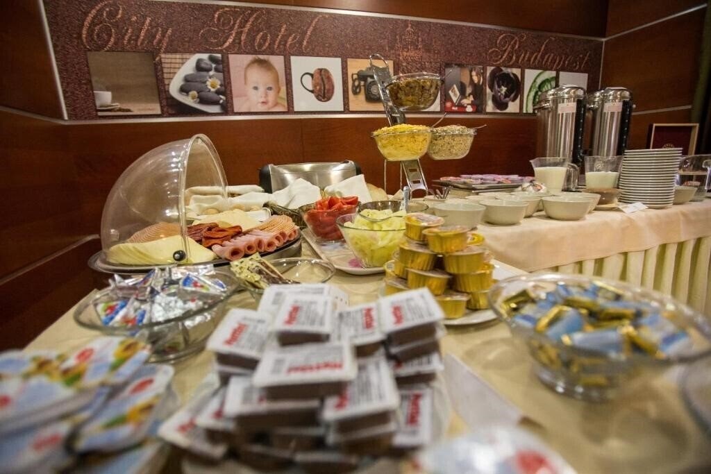 City Hotel Budapest 4* фотосуреті