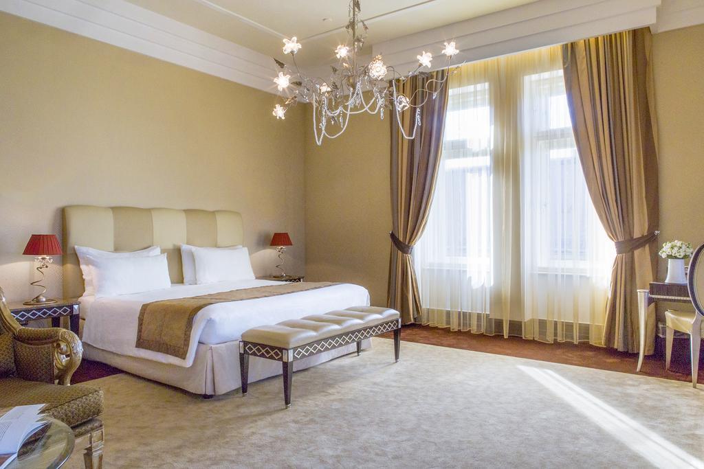 Boscolo Budapest Autograph Collection (ex. New York Palace) 5* қонақ үйі