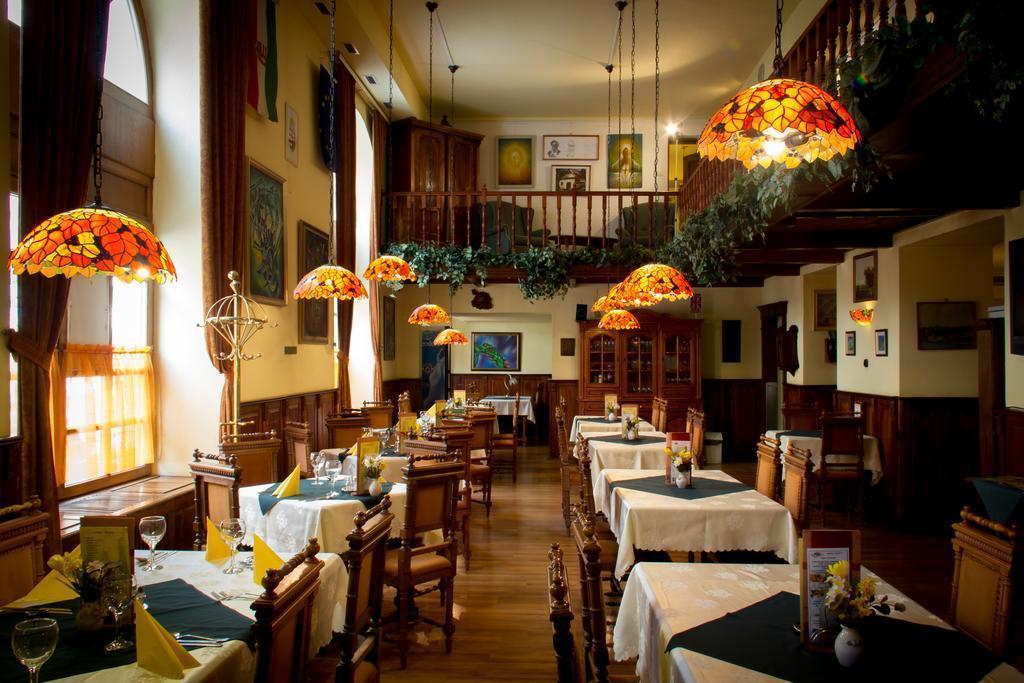 City Hotel Unio 3* фотосуреті