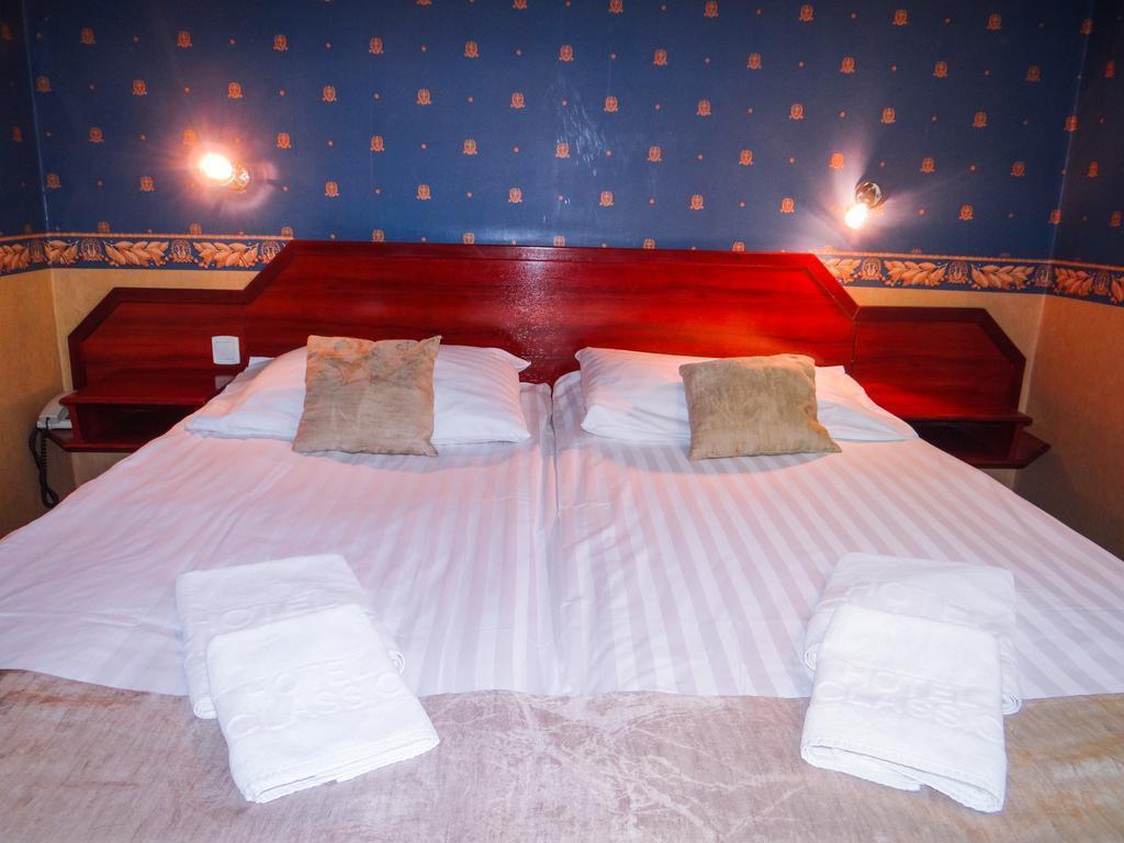 Фото Classic Hotel 3*