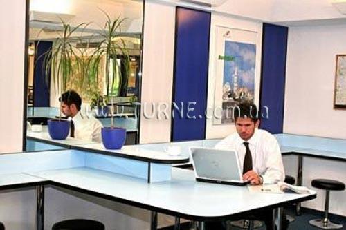 Drive Inn Hotel 2* қонақ үйі