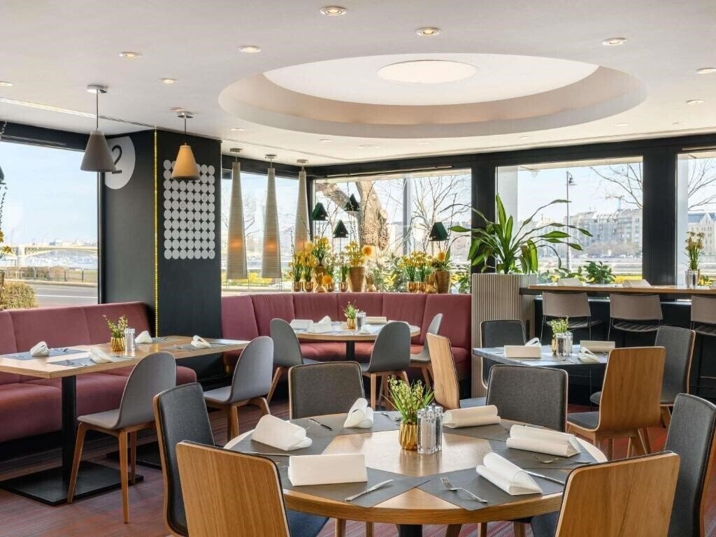 Фото Novotel Danube 4*