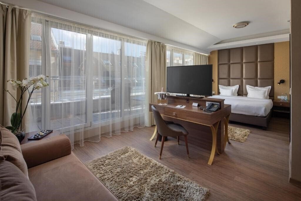 Continental Hotel Budapest 4* фотосуреті