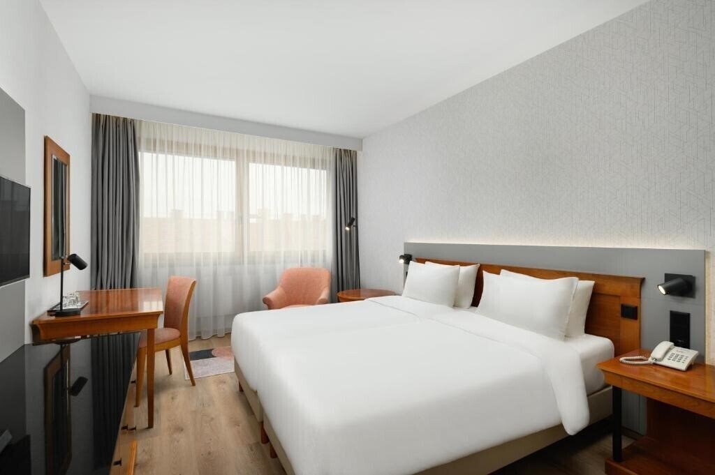 Фото Danabius Hungaria City Center 4*