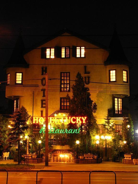 Картинка Lucky 3*