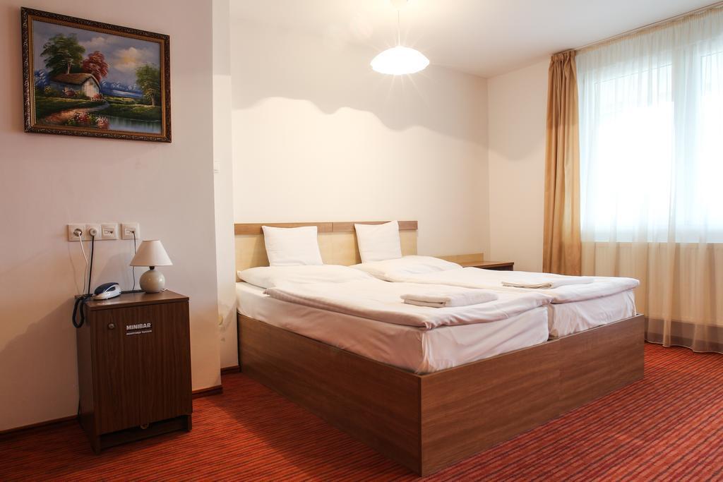 Фото Silver Budapest City Center 3*