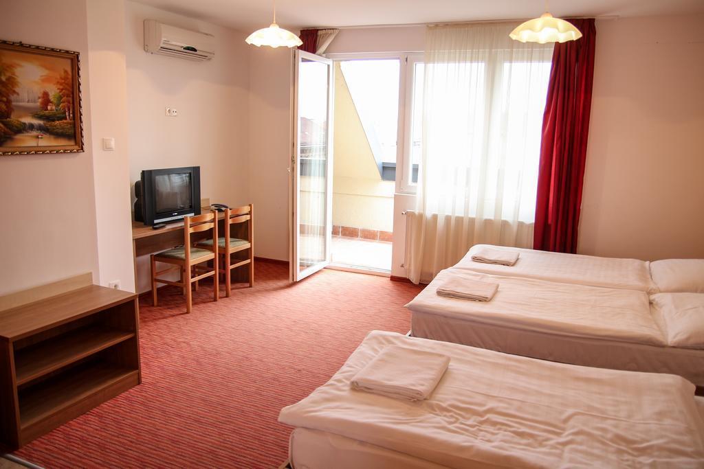 Silver Budapest City Center 3* суреті