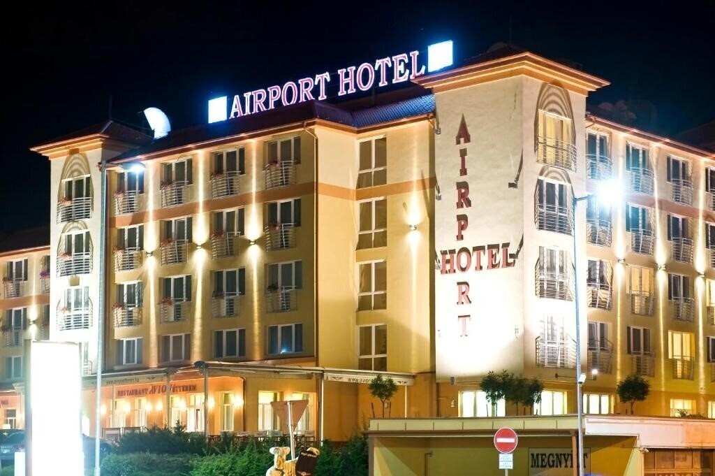 Airport Hotel 4* қонақ үйі