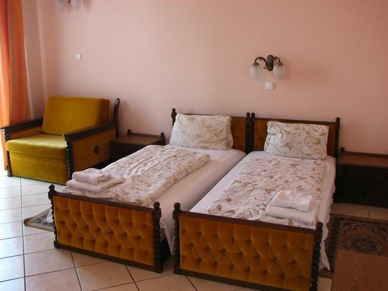 Happy 3* суреті