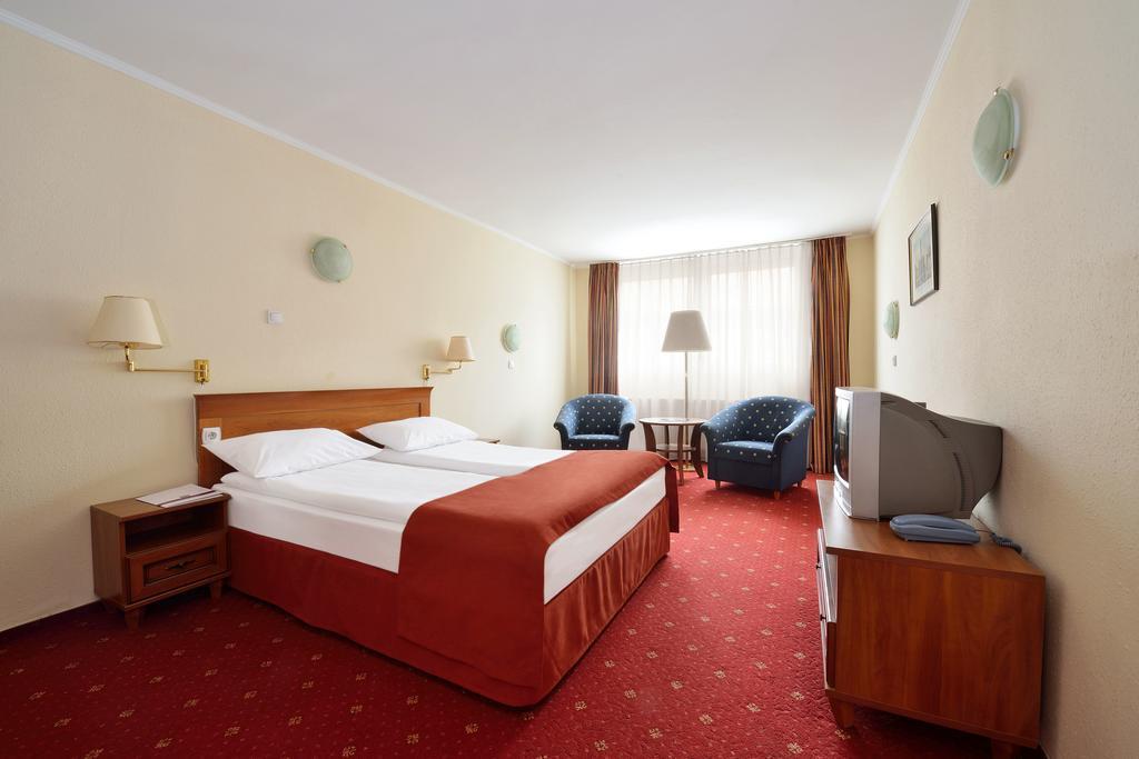 Atlas Hotel 3* суреті