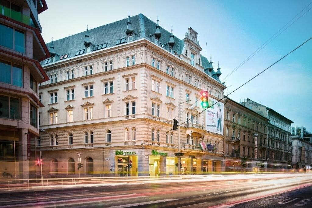 Отель Ibis Styles Budapest Center (ex. Mercure Budapest Metropol) 3*