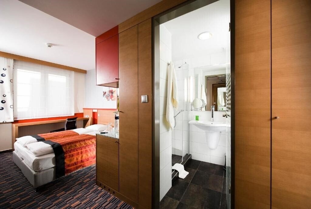 Фото Royal Park Boutique Hotel 4*