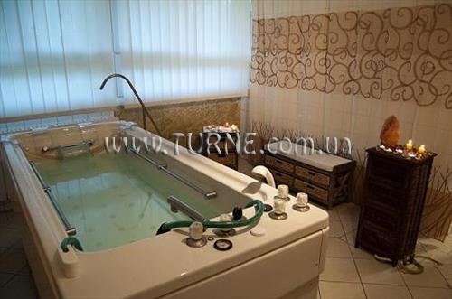 Corvus Hotel 3* фотосуреті