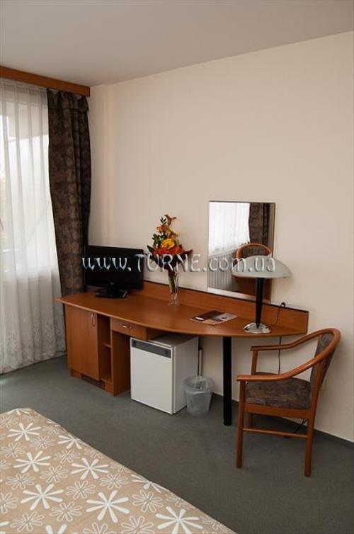 Фото Corvus Hotel 3*