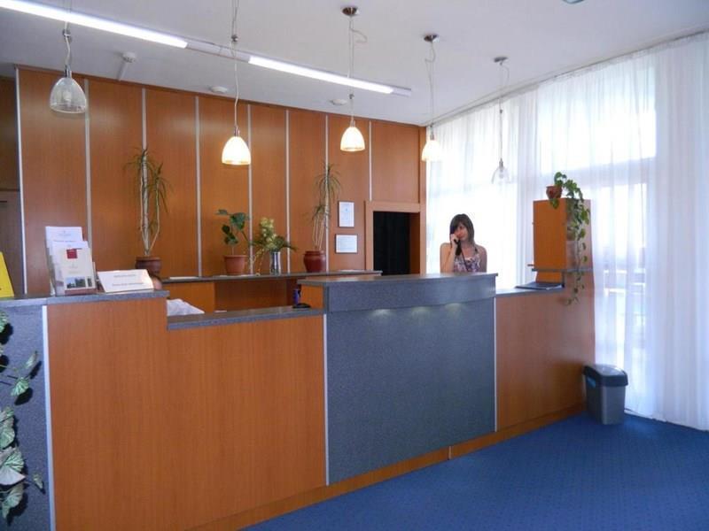 Hunguest Hotel Nagyerdo 3* фотосуреті