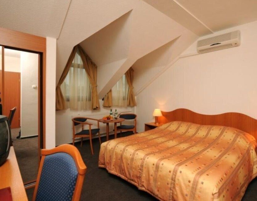 Картинка Hunguest Flora 3*