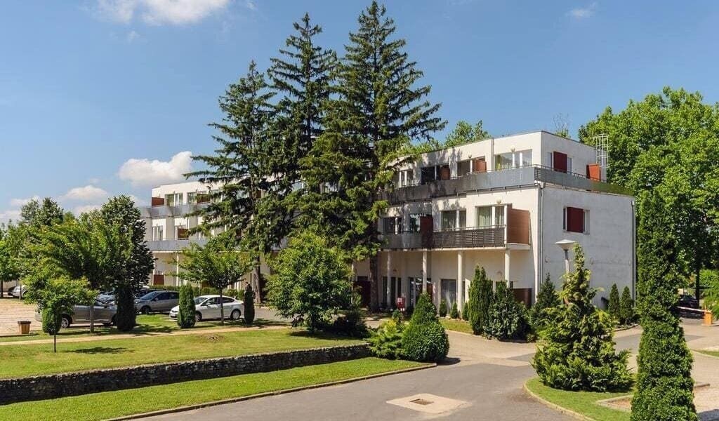 Hungest Hotel Beke 4* суреті