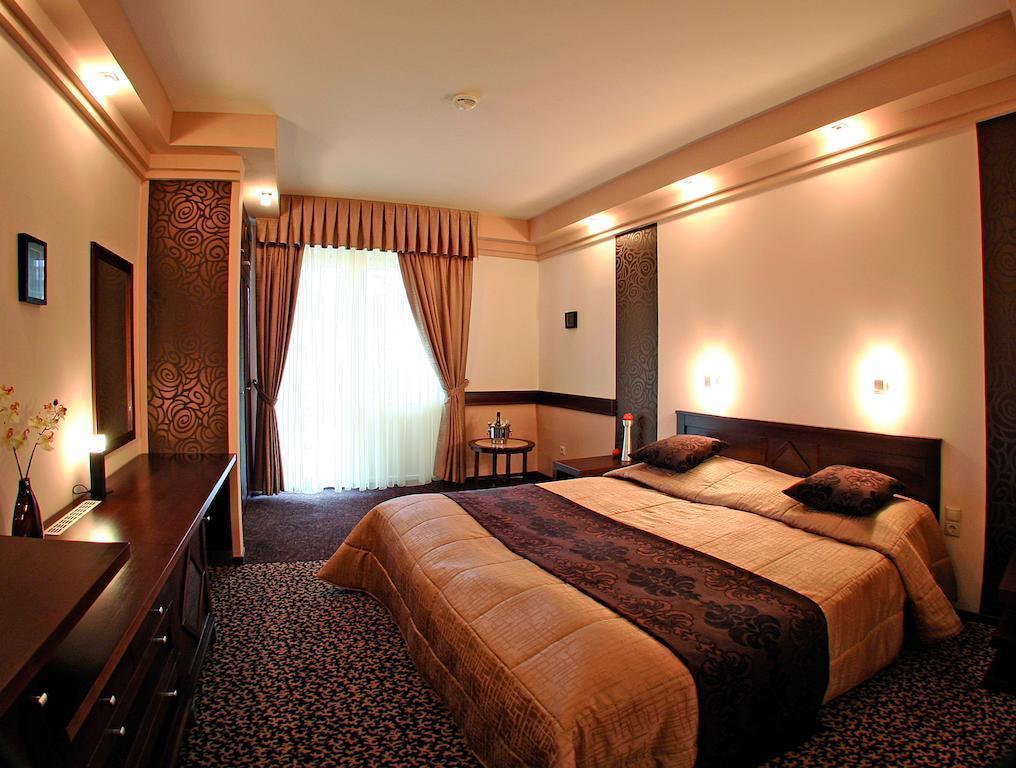 Hunguest Hotel Apollo 4* қонақ үйі