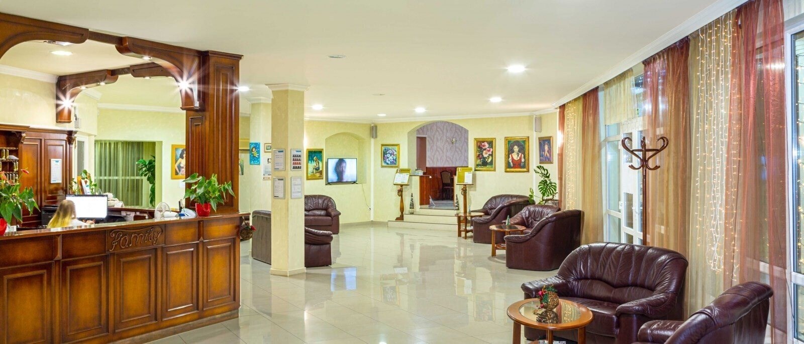 Aqua Blue Hotel 4* фотосуреті