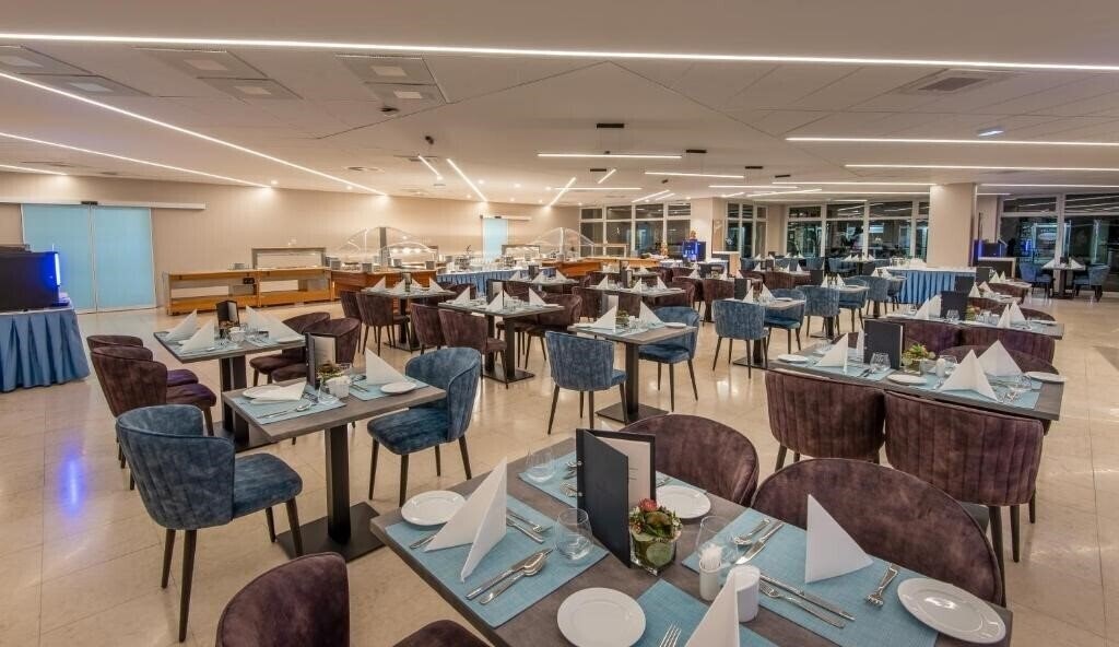 Hunguest Hotel Panorama 3* фотосуреті