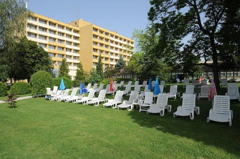 Hunguest Hotel Helios 3* суреті