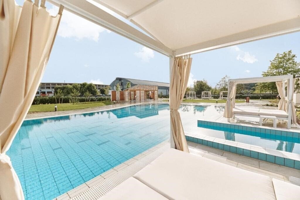 Europa Fit 4* фотосуреті