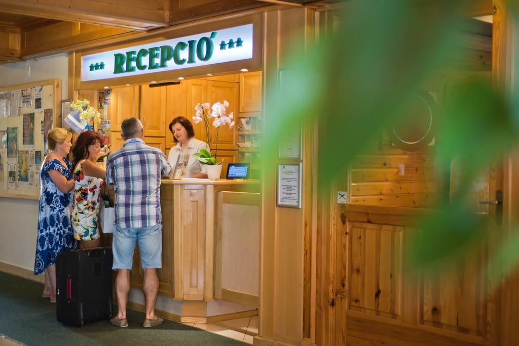 Majerik 3* суреті