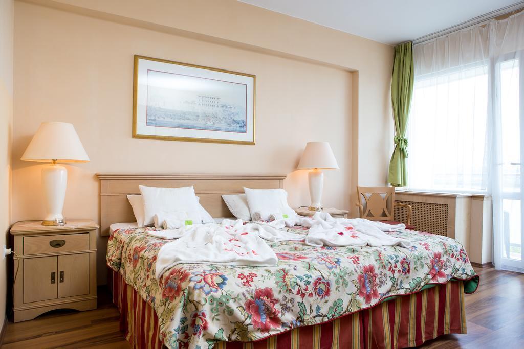 CE Quelle Hotel (ex. Ce Hotel Fit) 4* қонақ үйі