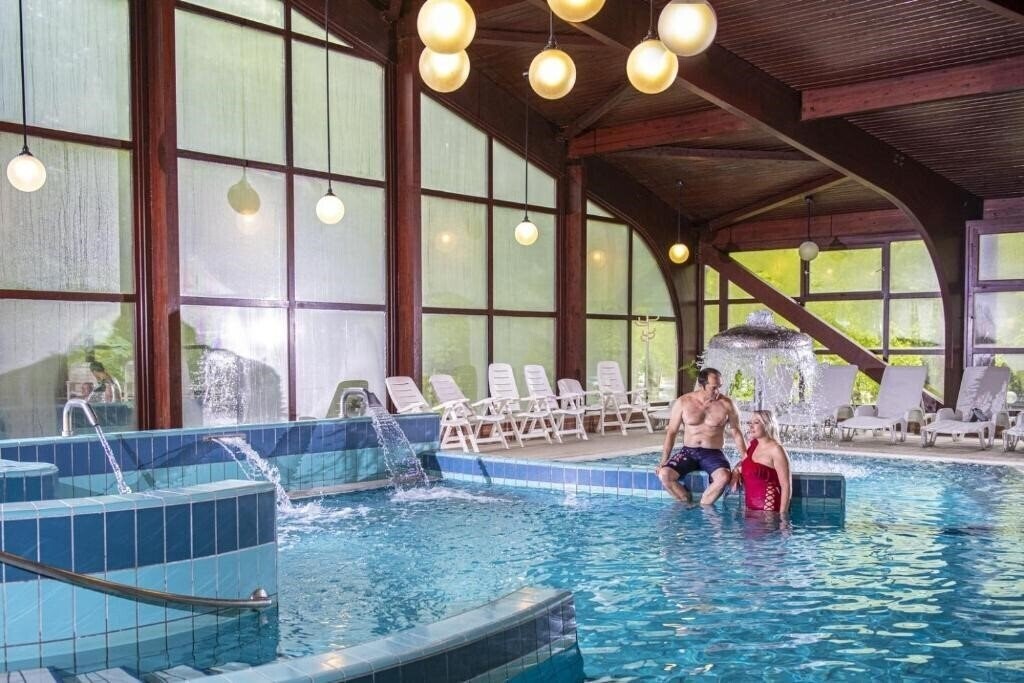 Club Tihany 4* суреті