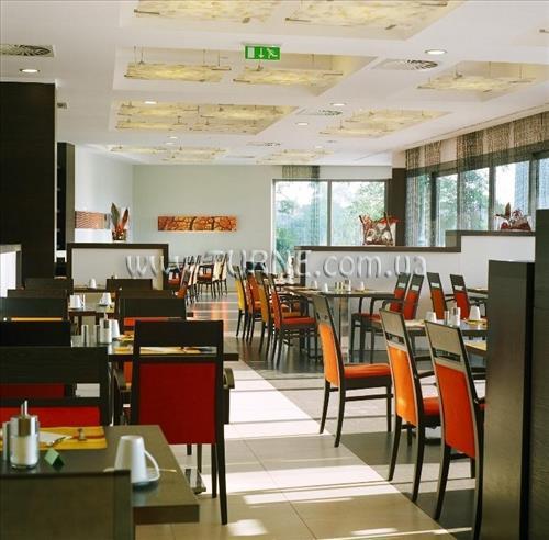 Картинка Park Inn Sarvar 4*
