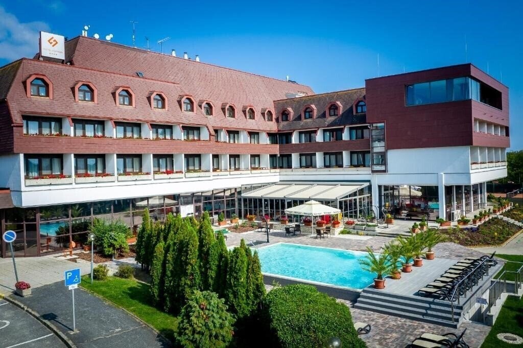 Фото Sopron Hotel 4*