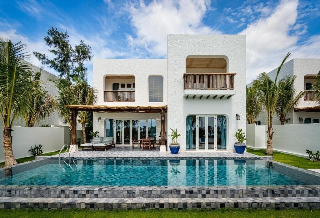 Изображение Stelia Beach Resort 5*