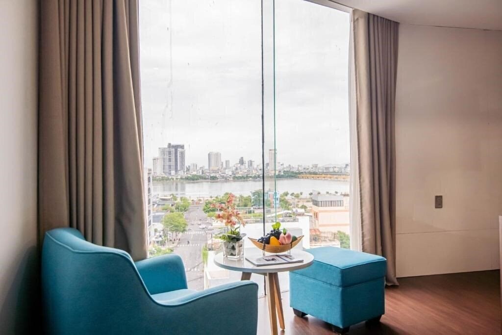 Фото Gold Central Hotel by Haviland 4*