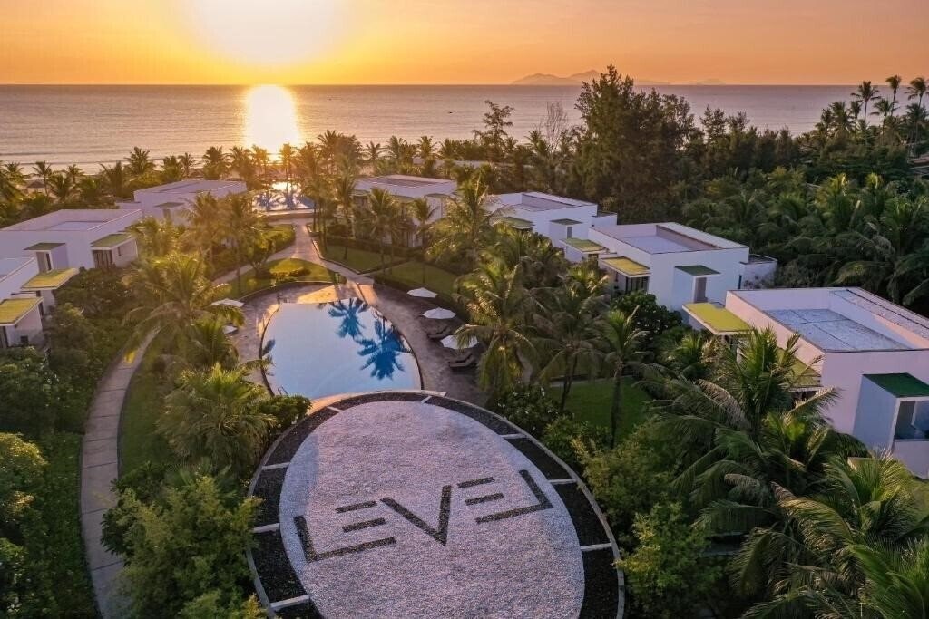 Melia Danang Beach Resort 5* қонақ үйі