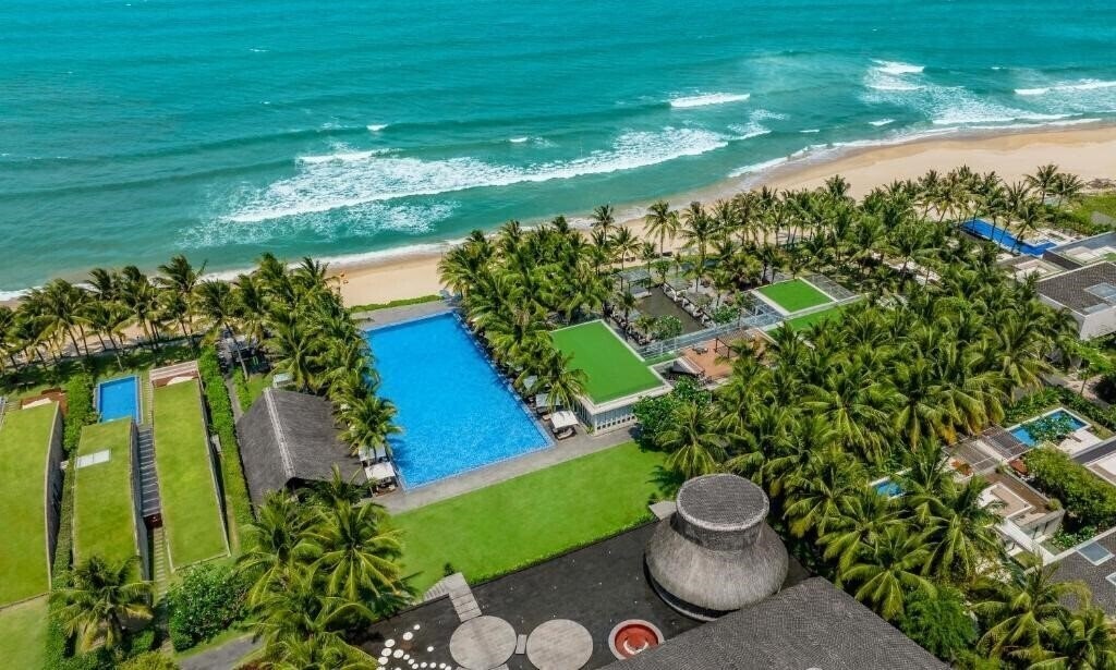 Изображение Naman Retreat 5*