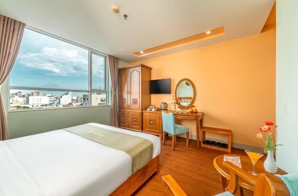 Отель Royal Family Hotel 3*