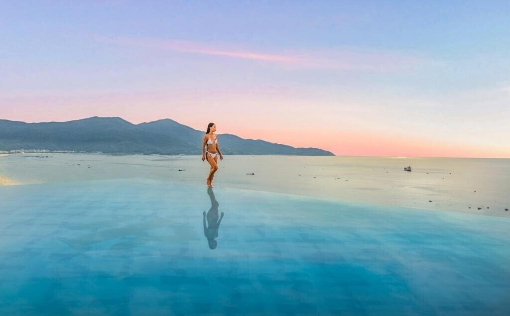 Mandila Beach Hotel 4* қонақ үйі