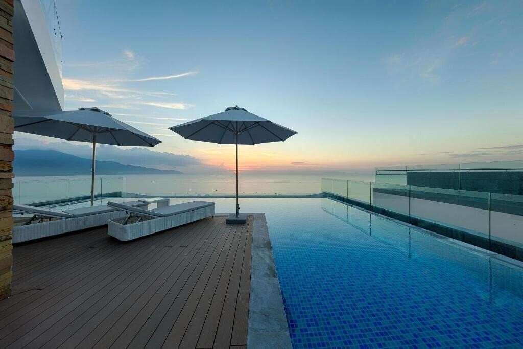 Parosand Da Nang Hotel 4* фотосуреті