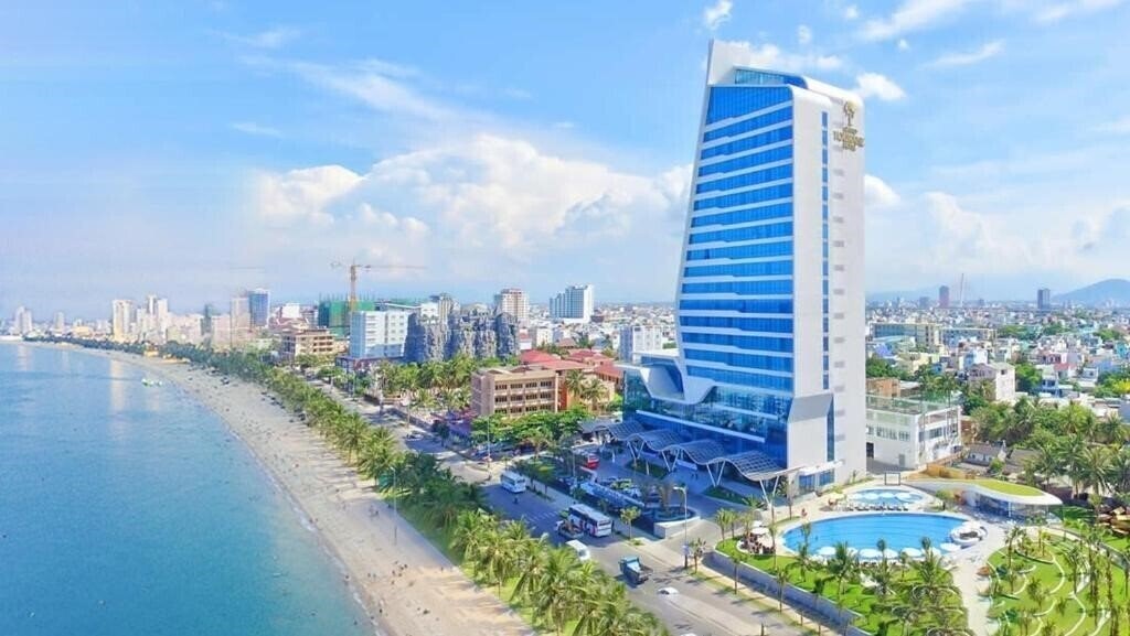 Отель Grand Tourane 4*