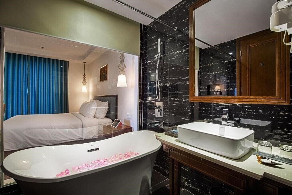 Изображение Adaline Hotel & Suite 3*