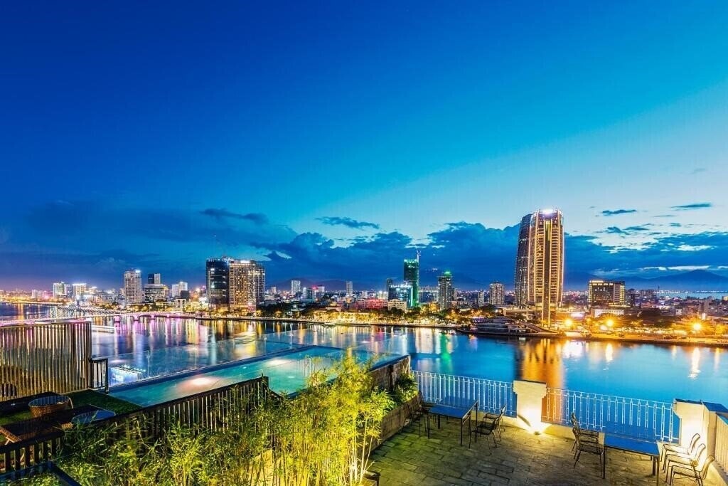 Фотография Ibiza Riverfront Danang 4*