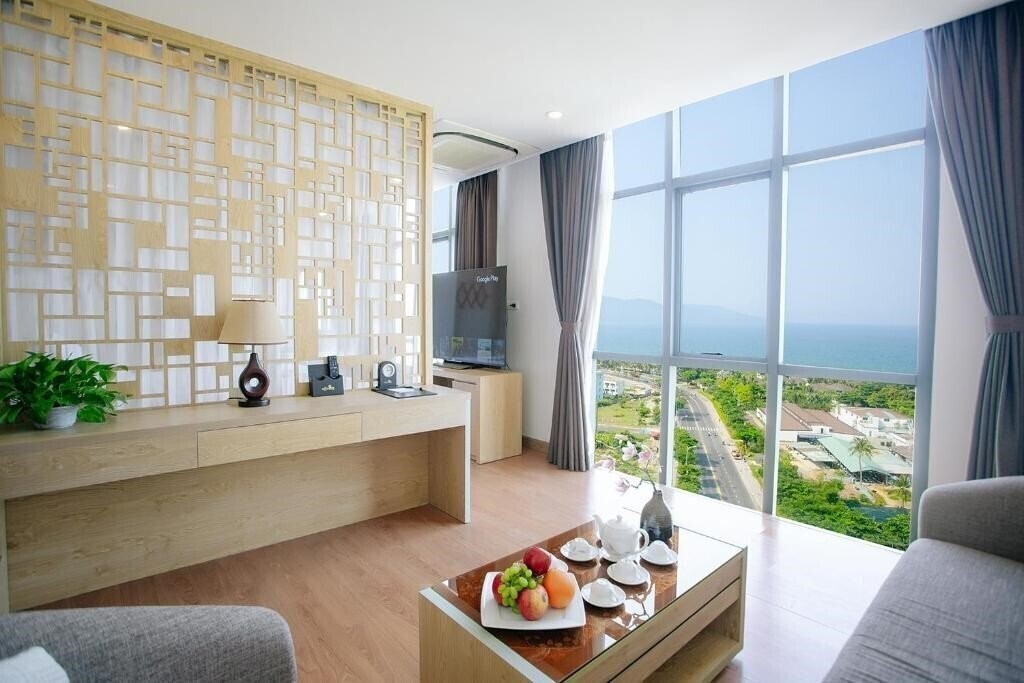 Lavencos Hotel Da Nang 4* фотосуреті