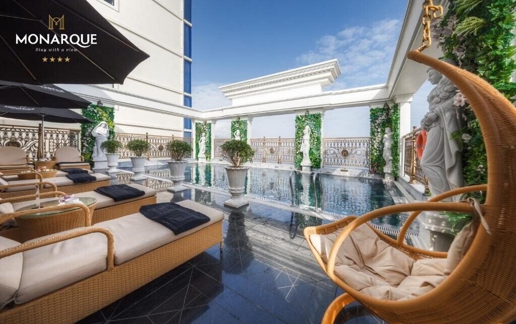 Отель Monarque Hotel Danang 4*