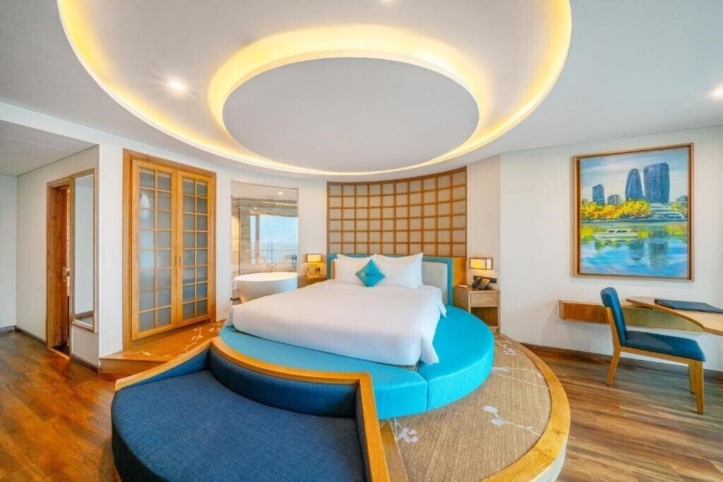 Фото Sala Danang Beach Hotel 4*