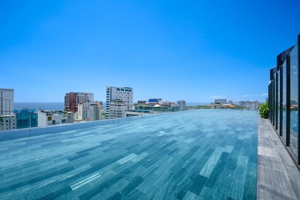 Фото Golden Lotus Grand Hotel Da Nang 4*