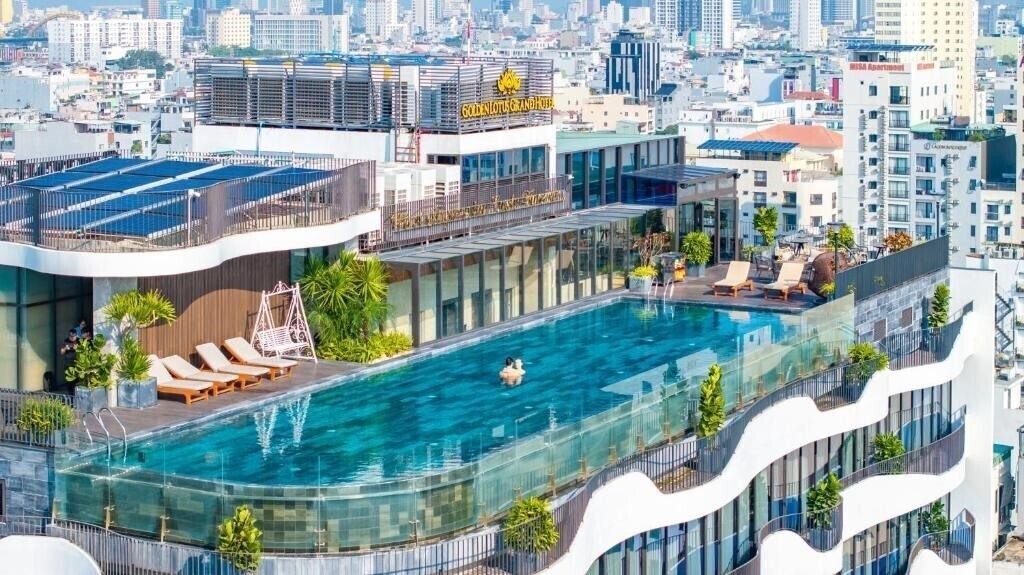 Фотография Golden Lotus Grand Hotel Da Nang 4*