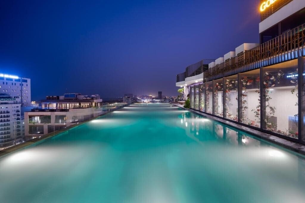 Картинка Golden Lotus Grand Hotel Da Nang 4*