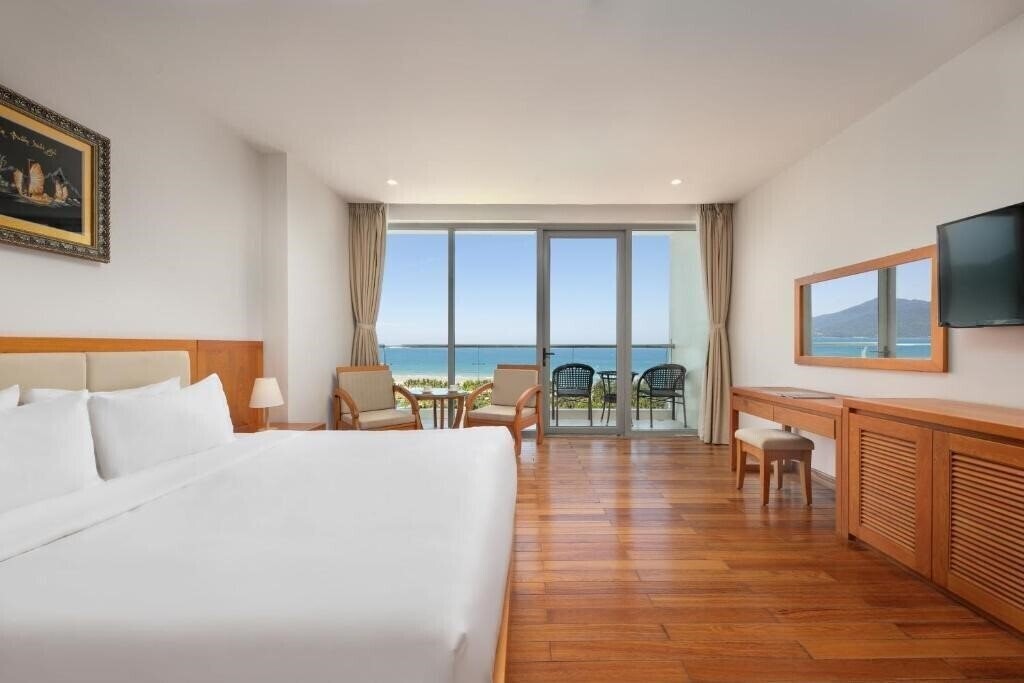 Фото Sekong Hotel Da Nang Beach 3*