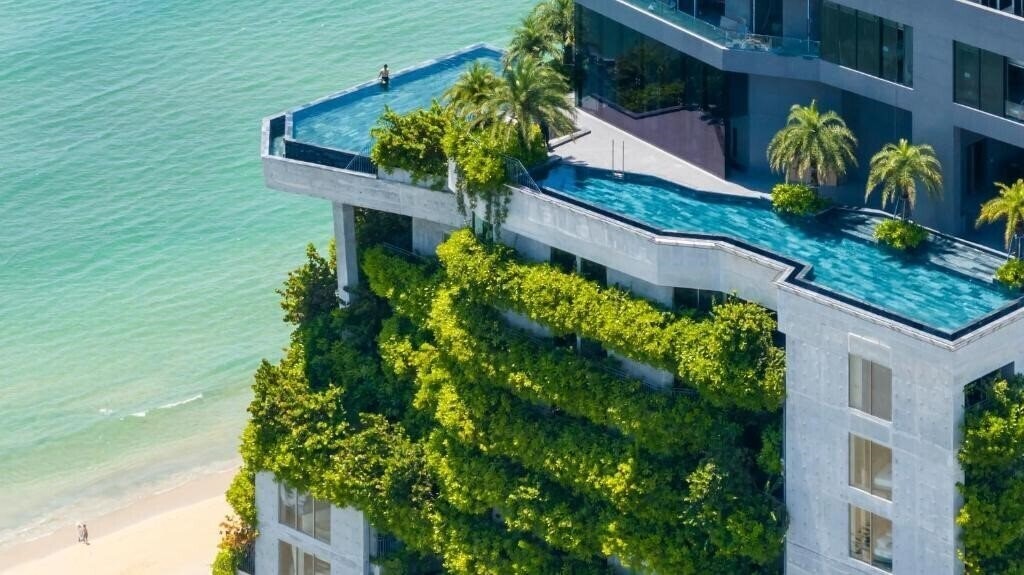 Отель M Hotel Danang 5*